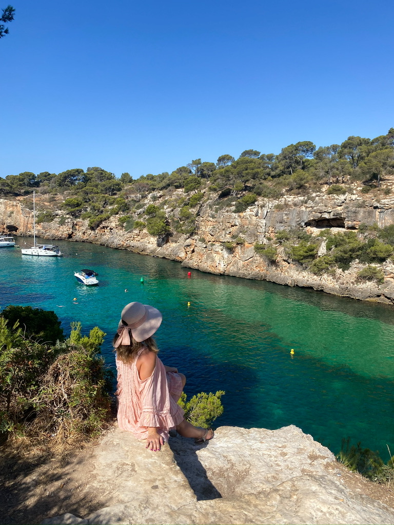 09B3D16D-210E-4062-A890-9E7BFD2BE871_1_105_c