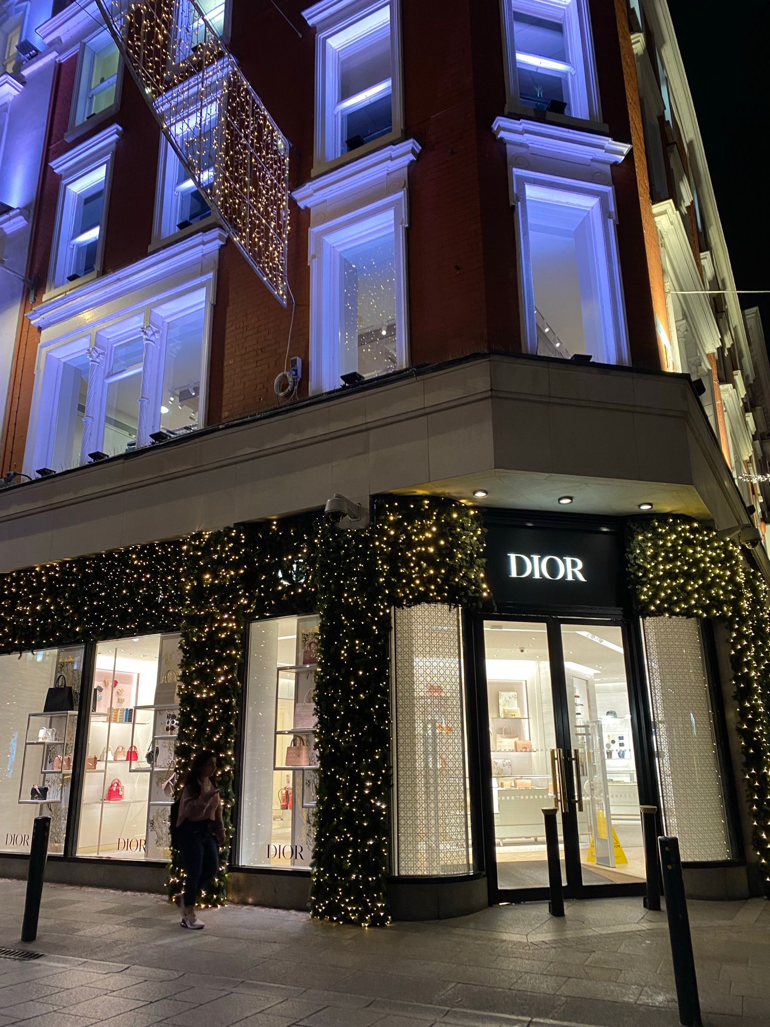 75b82f53-b831-4b1f-9f10-cc0b9dea1fa7